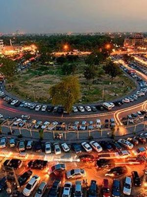 lahore traffic streak